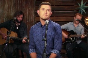 Listen to Scotty McCreery cover Jamey Johnsons “In Color” Amazing!