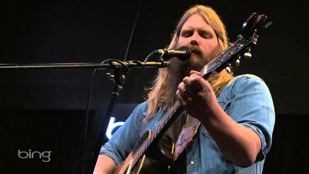 Watch Chris Stapleton with his raw stripped down raw version of "Sometimes I Cry"